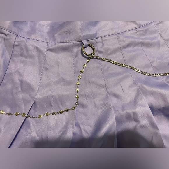 Cider Lilac light purple school skirt mini with small chain size medium - Picture 3 of 6